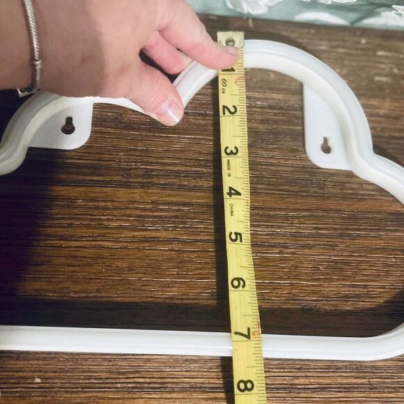 Cloud Shaped Hanging Neon Light Up Sign 11 X 7 - Picture 6 of 8